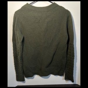 Banana Republic Olive Green Pullover Sweater, Long Cable Knit Sleeves Size S
